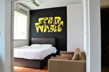 Holi Afiniti Themed Suites