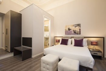 Arenula Suites