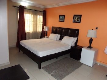 Cristabol Place Hotel
