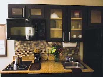 Candlewood Suites Alabaster