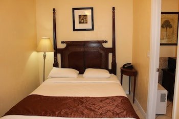 Flamingo Inn