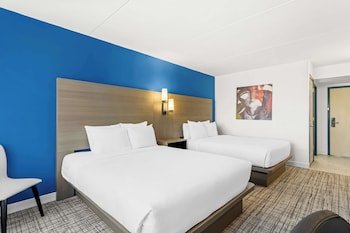 Best Western Plus Lower South End