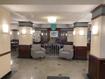 Troy Inn & Suites