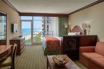 Newport Beachside Resort