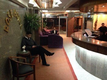 Rose Hotel