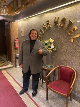 Rose Hotel