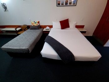 Ayr Traveller's Motel