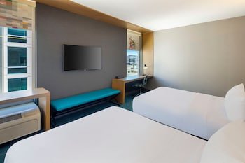 Aloft Milwaukee Downtown