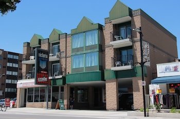 Victoria Motor Inn at the Falls & Casino