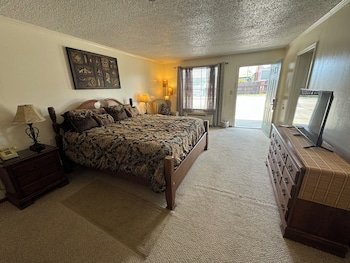 Country Inns Motel