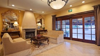 Best Western Plus Sunset Plaza