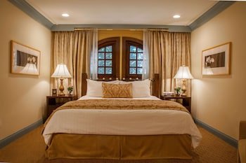 Best Western Plus Sunset Plaza