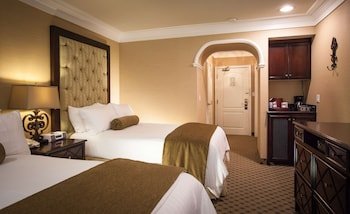 Best Western Plus Sunset Plaza