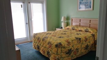 Buccaneer Inn