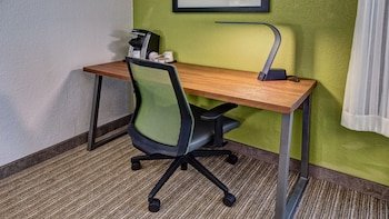 Holiday Inn Express Memphis Medical Center Midtown