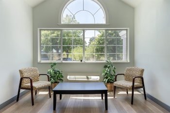 Surestay by Best Western Sacramento South Natomas