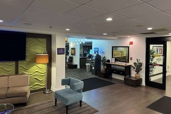 Sleep Inn & Suites