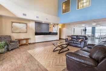 Quality Suites Temple