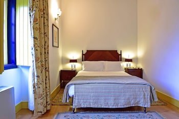 Central Monchique Hotel