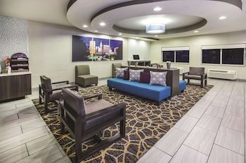 La Quinta Inn by Wyndham Indianapolis North at Pyramids
