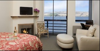 Tomales Bay Lodge & Marina