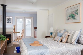Tomales Bay Lodge & Marina
