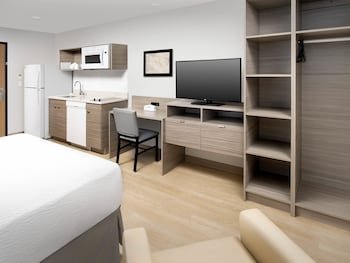 WoodSpring Suites Seattle Everett