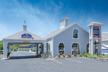 Howard Johnson by Wyndham Mystic