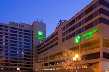 Holiday Inn Hotel & Suites Duluth-Downtown