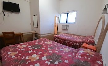 Hotel Morales Inn