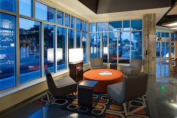 Aloft Tampa Downtown
