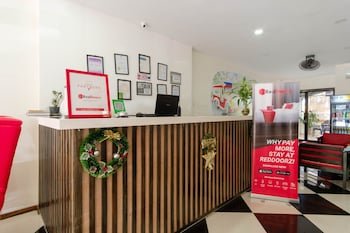 Answer Hotel by RedDoorz