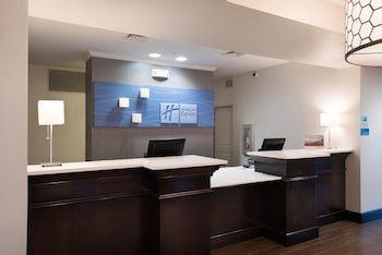 Holiday Inn Express & Suites East Wichita I-35 Andover