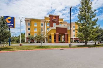 Comfort Suites