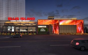 Ellis Island Casino Hotel & Brewery