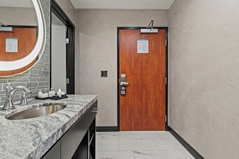 Ellis Island Casino Hotel & Brewery