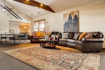 Timber Run Condominiums