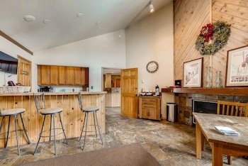 Timber Run Condominiums