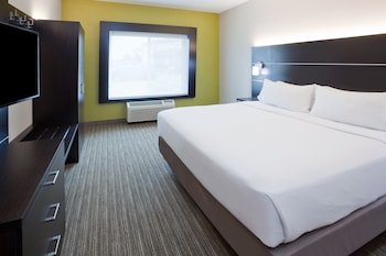 Holiday Inn Express & Suites Dickinson