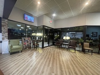 Days Inn by Wyndham Lake Park/Valdosta