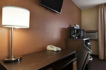 Super 8 by Wyndham Mt. Vernon IL