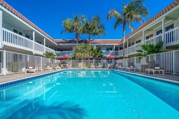 Motel 6 Carpinteria, CA - Santa Barbara - South
