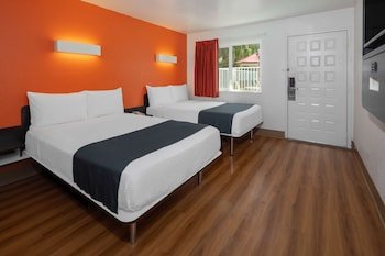 Motel 6 Carpinteria, CA - Santa Barbara - South