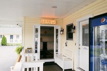 Heritage of Lake George Motel