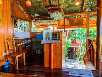Las Caletas Lodge