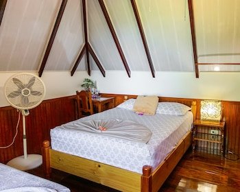 Las Caletas Lodge