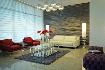 Aranjuez Hotel & Suites