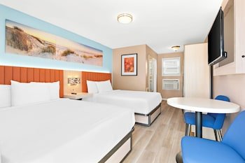 Mango Motel