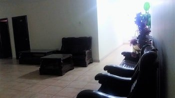 Golden Simcha Hotel