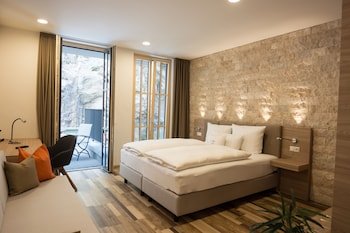 Hotel My Home